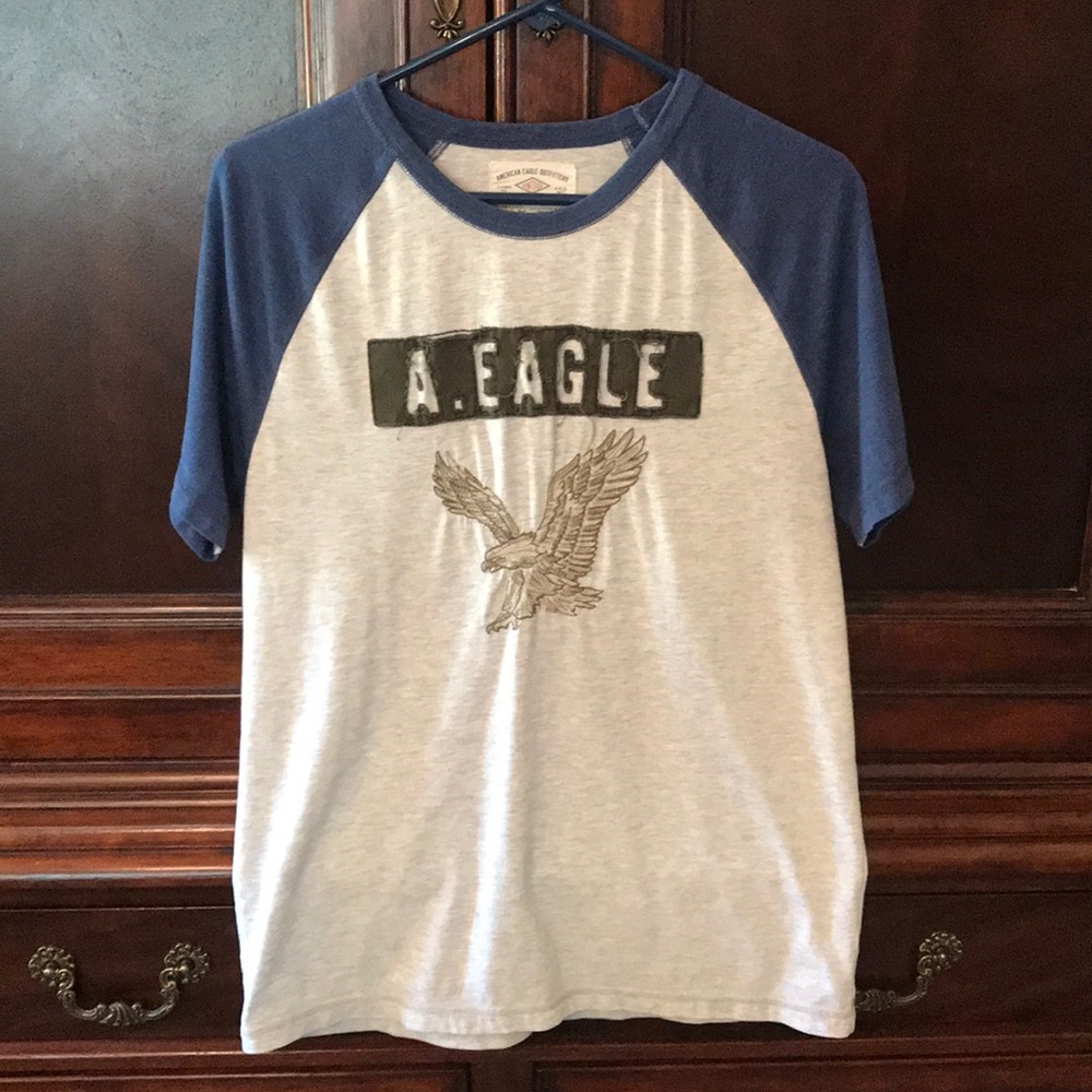 American Eagle Outfitters T-Shirt